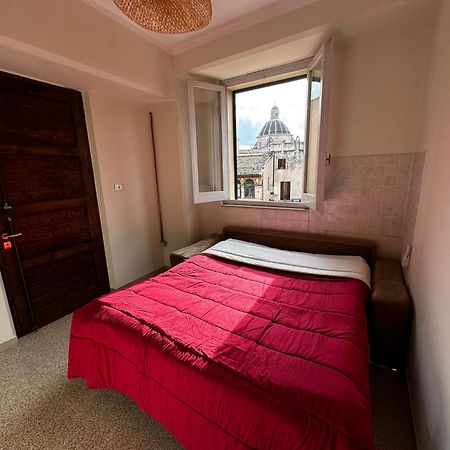Appartement Casa In Centro à Foligno Extérieur photo
