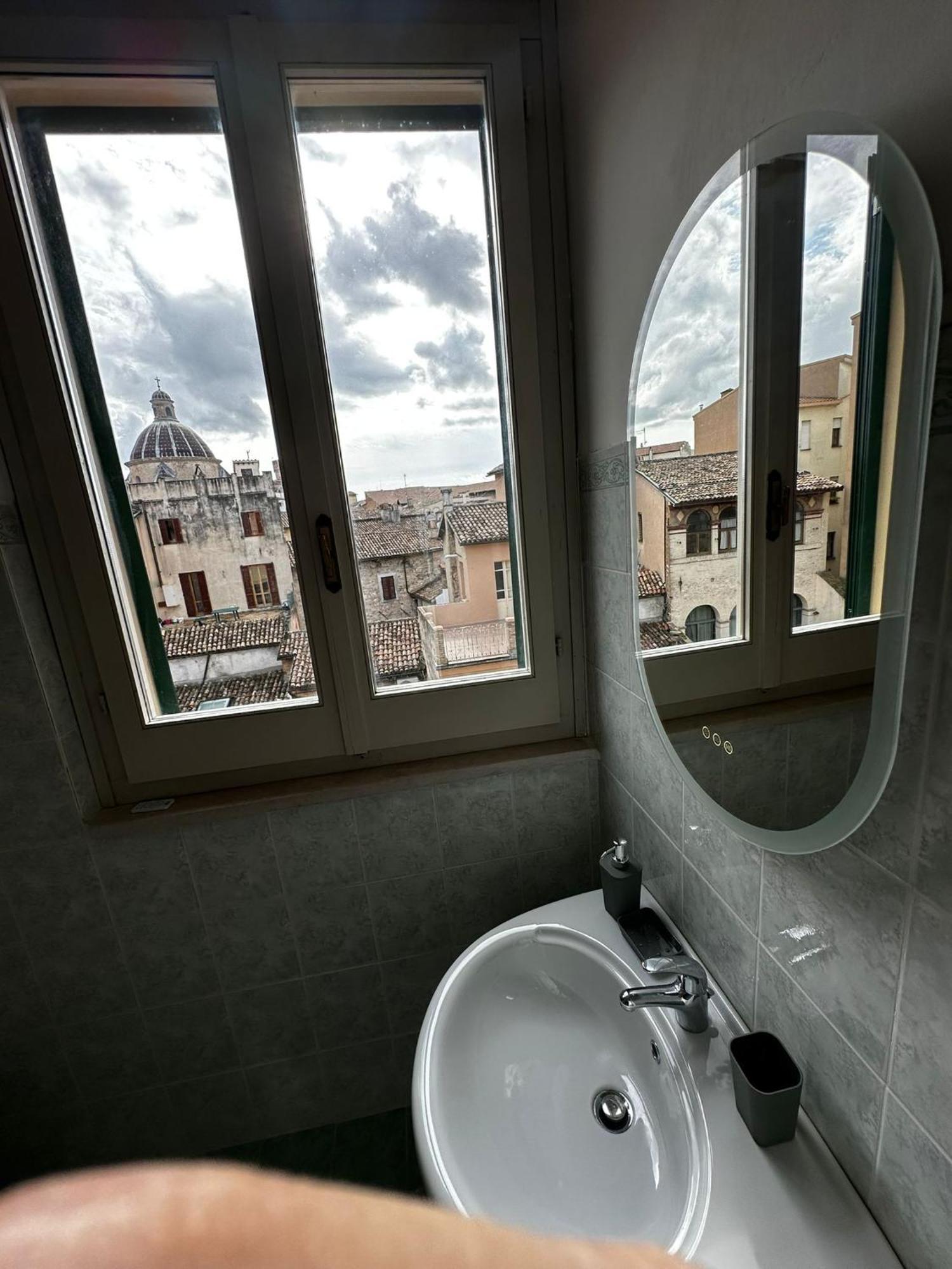 Appartement Casa In Centro à Foligno Extérieur photo