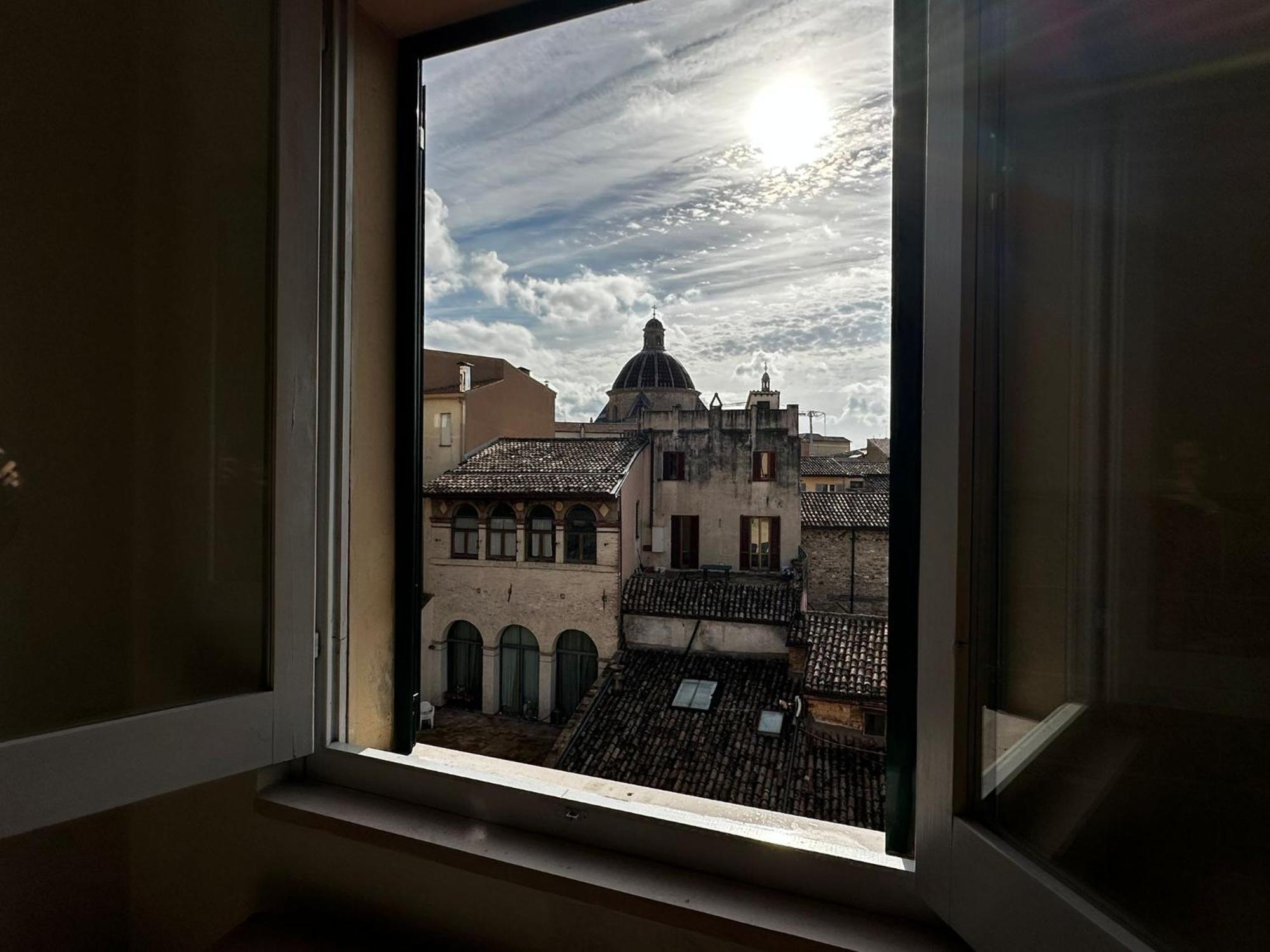 Appartement Casa In Centro à Foligno Extérieur photo